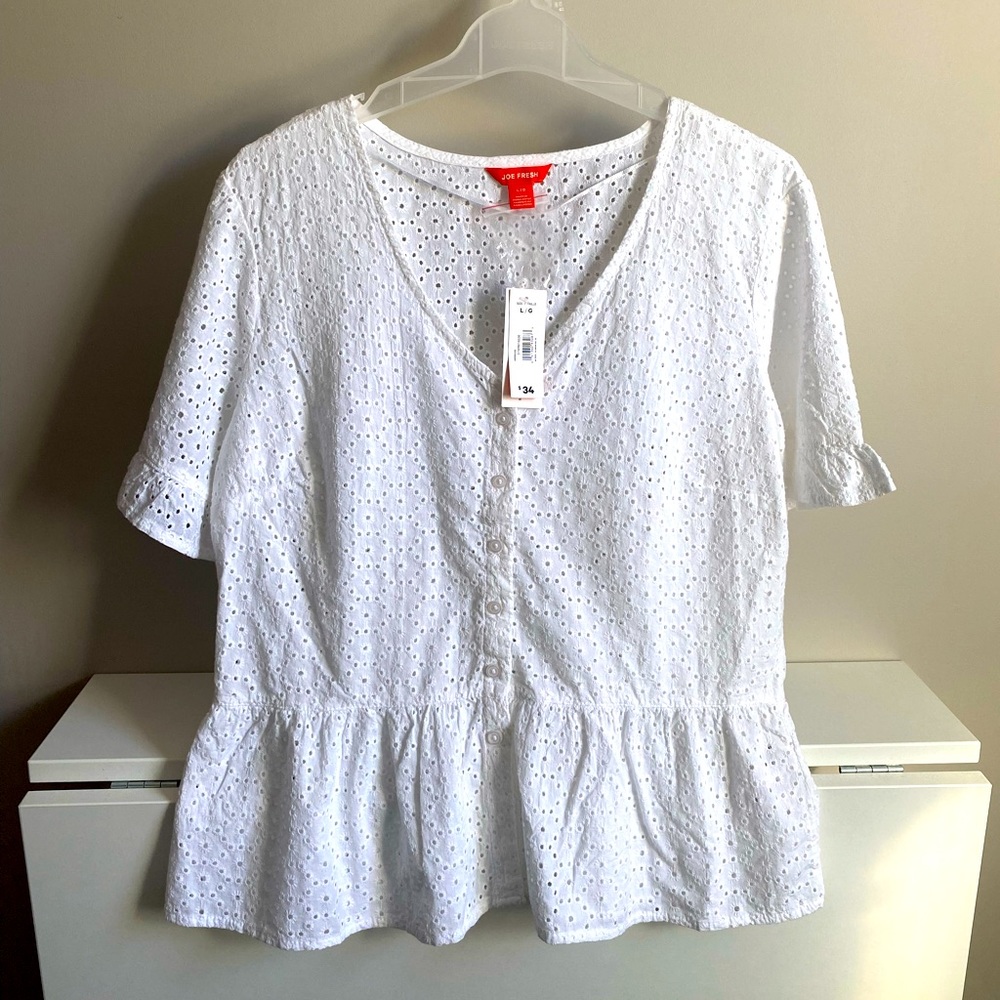 NWT Eyelet peplum blouse